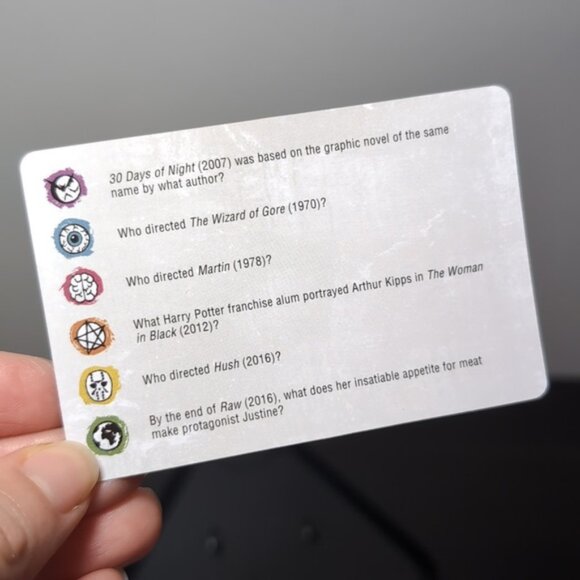 3/$20 Hasbro Trivial Pursuit Horror Movies Edition Wedge Box Travel Size - Picture 8 of 11